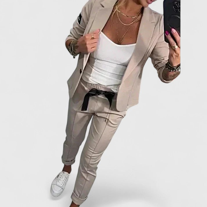 Kina | Tyylikäs Kaksiosainen Setti