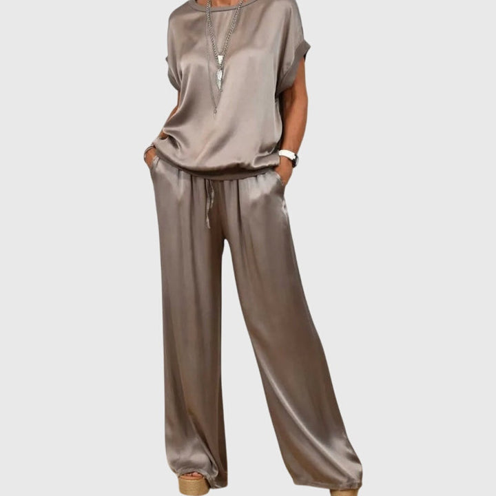 Kayla™ | Elegantti Kaksiosainen Setti